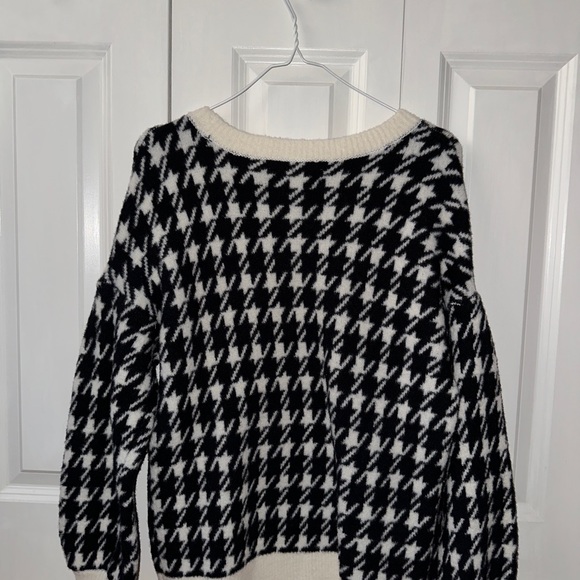 Loft sweater - Picture 3 of 4